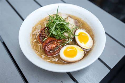 船橋市 ラーメン - 宇宙の味を求めて